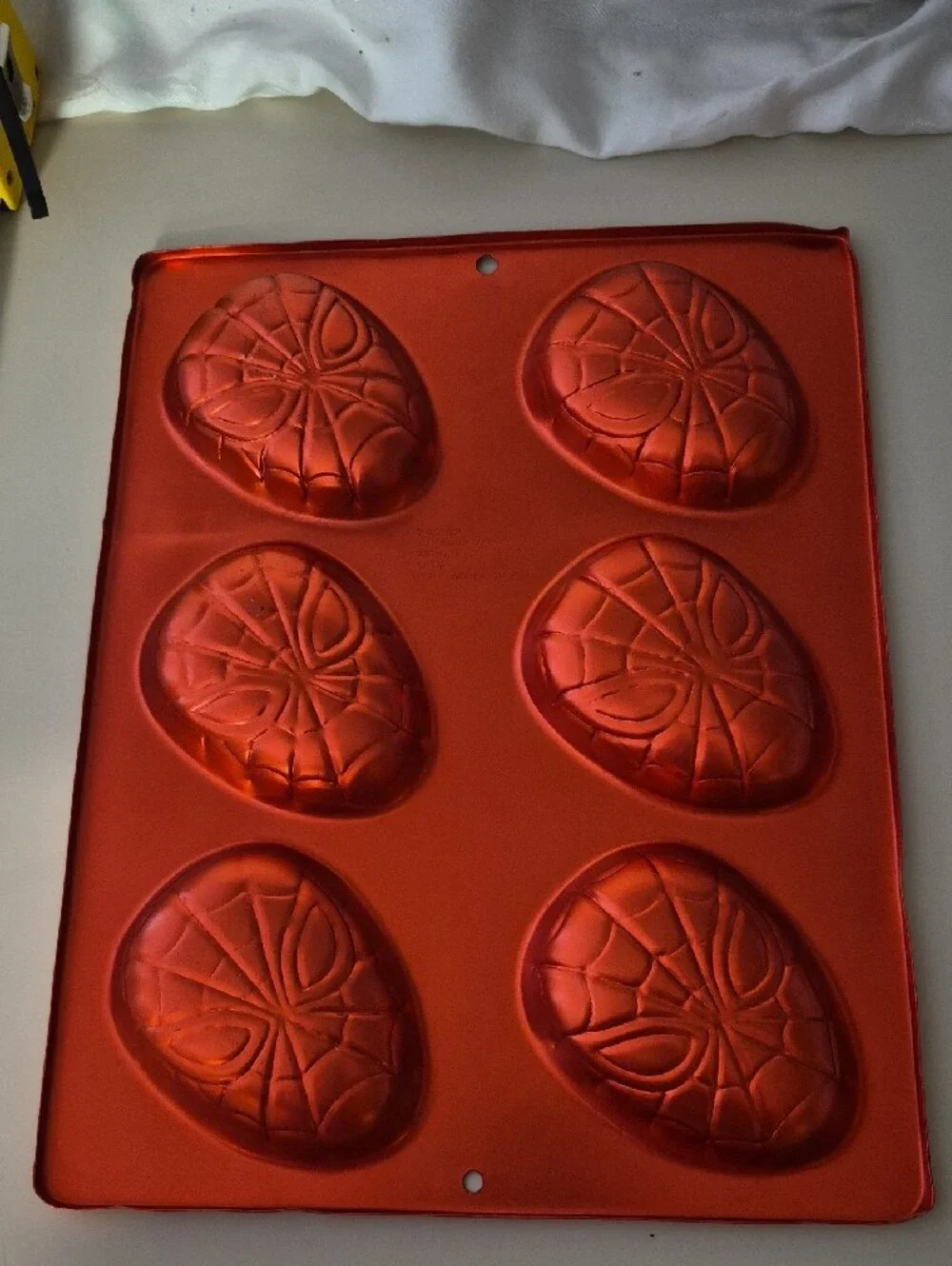 Wilton Marvel Spiderman Red Metal Mini Treat Cake Pan